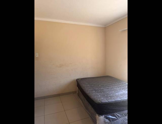 2 BEDROOM APARTMENT FOR SALE IN MMABATHO 2